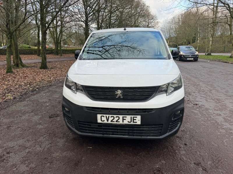 A 2022 PEUGEOT PARTNER BLUEHDI PROFESSIONAL PREMIUM L2 A 2022 PEUGEOT PARTNER BLUEHDI PROFESSIONAL PREMIUM L2
