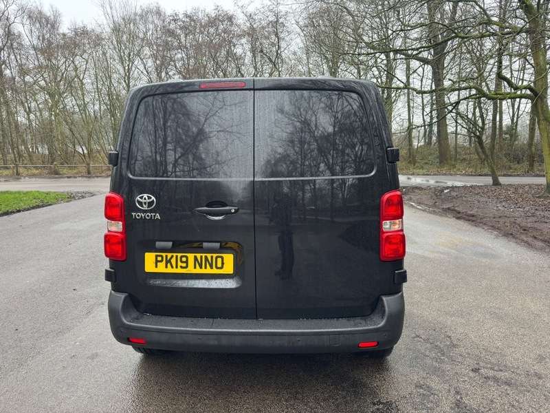 2019 TOYOTA PROACE 2019 TOYOTA PROACE