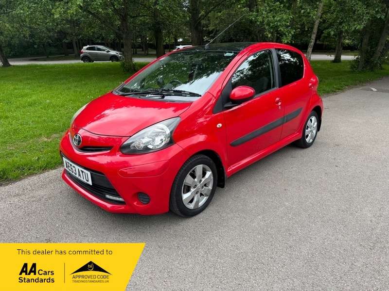 A 2014 TOYOTA AYGO VVT-I MOVE WITH STYLE MM A 2014 TOYOTA AYGO VVT-I MOVE WITH STYLE MM