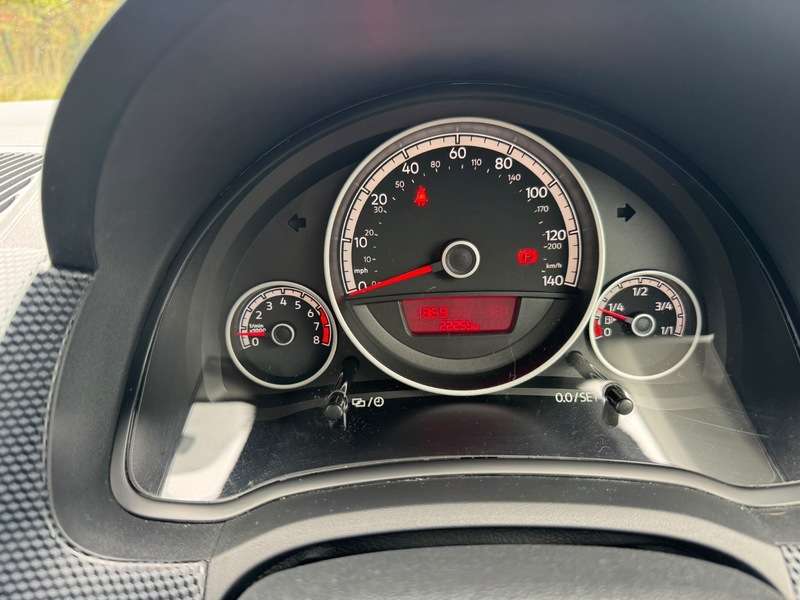 2018 VOLKSWAGEN UP 2018 VOLKSWAGEN UP