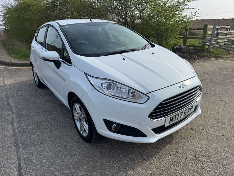 A 2017 FORD FIESTA ZETEC A 2017 FORD FIESTA ZETEC