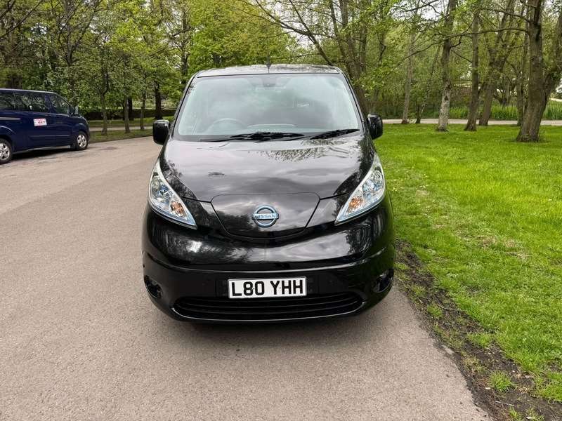A 2021 NISSAN NV200 E EVALIA COMBI A 2021 NISSAN NV200 E EVALIA COMBI