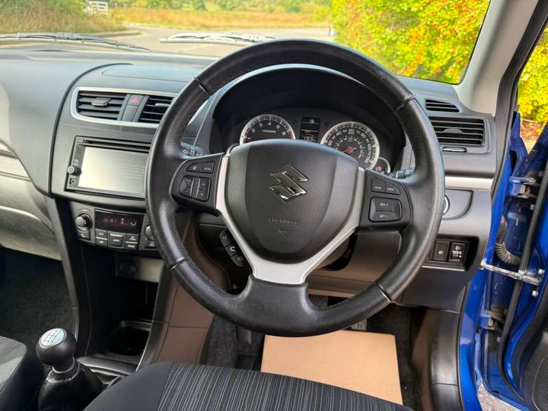 2015 SUZUKI SWIFT 2015 SUZUKI SWIFT
