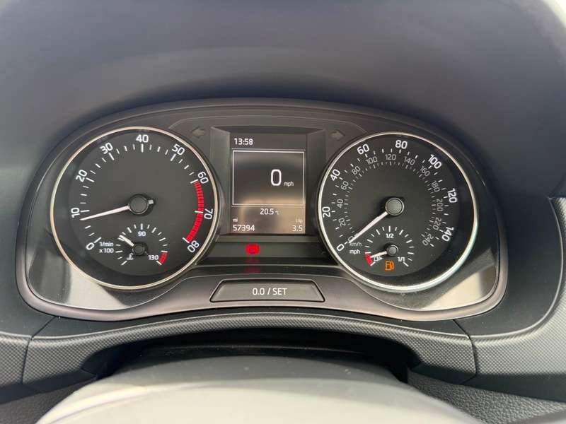 2015 SKODA FABIA 2015 SKODA FABIA