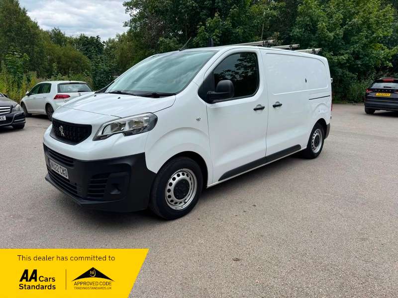 A 2022 PEUGEOT EXPERT BLUEHDI PROFESSIONAL PREMIUM L1 A 2022 PEUGEOT EXPERT BLUEHDI PROFESSIONAL PREMIUM L1