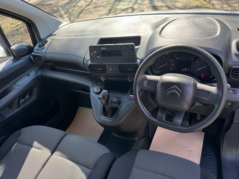 2022 TOYOTA PROACE 2022 TOYOTA PROACE