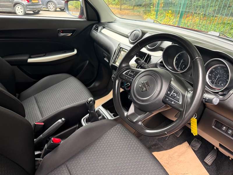 2021 SUZUKI SWIFT 2021 SUZUKI SWIFT