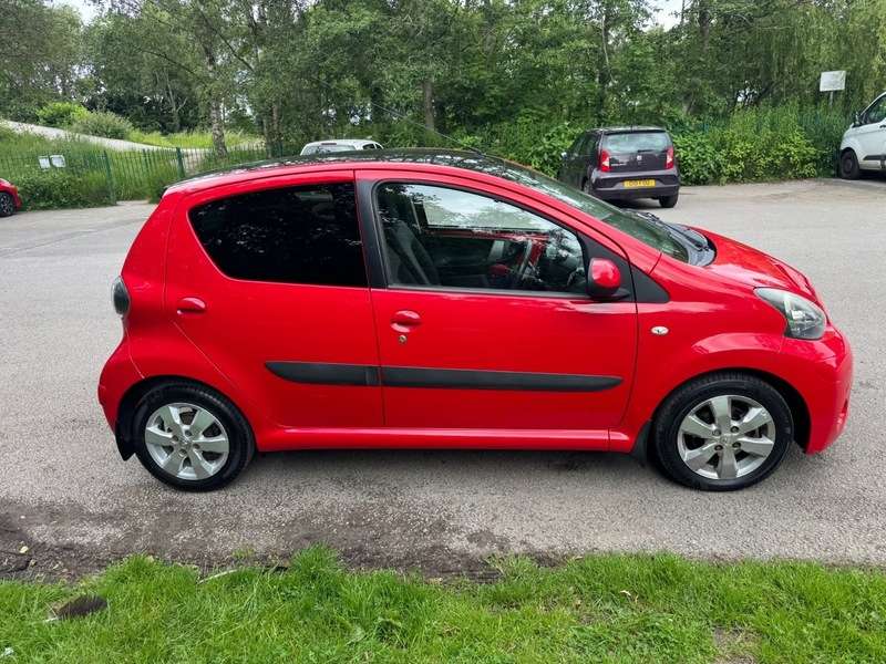 2014 TOYOTA AYGO 2014 TOYOTA AYGO