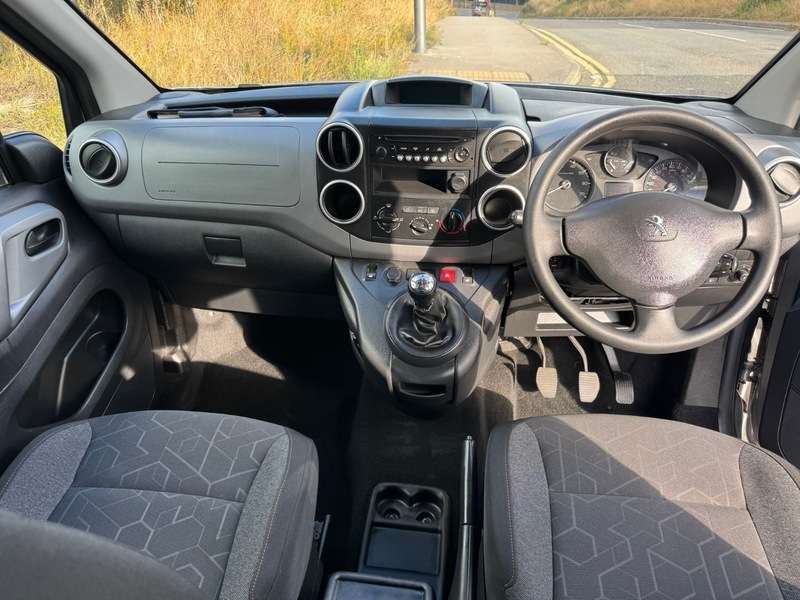 2018 PEUGEOT PARTNER 2018 PEUGEOT PARTNER