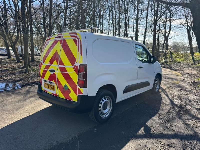 2022 TOYOTA PROACE 2022 TOYOTA PROACE