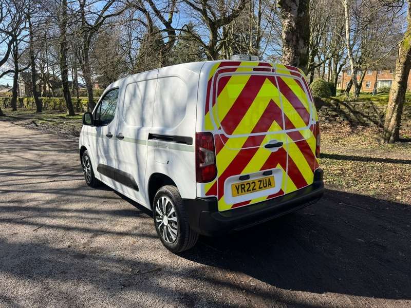 2022 TOYOTA PROACE 2022 TOYOTA PROACE