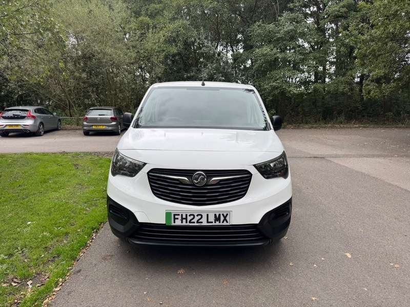 A 2022 VAUXHALL COMBO L1H1 2300 DYNAMIC A 2022 VAUXHALL COMBO L1H1 2300 DYNAMIC