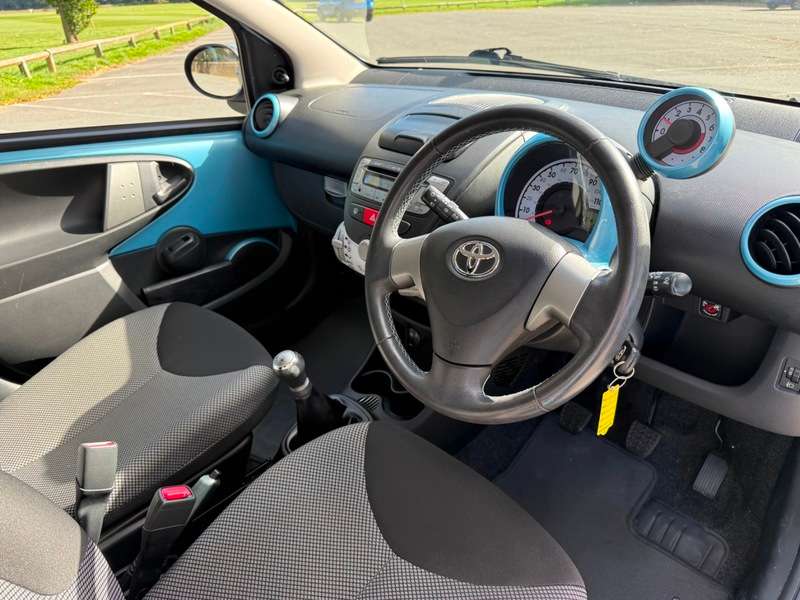 2014 TOYOTA AYGO 2014 TOYOTA AYGO