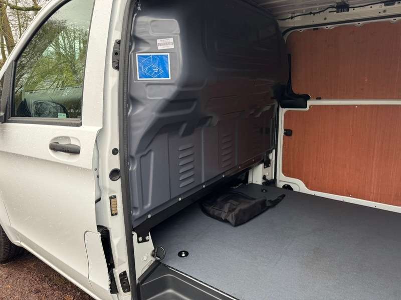 2022 MERCEDES VITO 2022 MERCEDES VITO