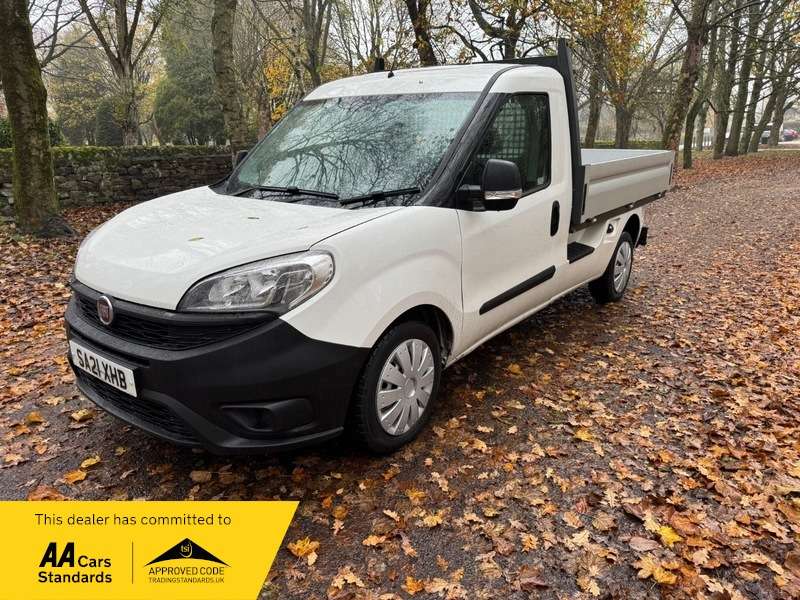 Check out this Fiat Doblo 2021 Diesel Manual