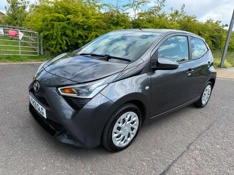 A 2021 TOYOTA AYGO VVT-I X-PLAY TSS A 2021 TOYOTA AYGO VVT-I X-PLAY TSS