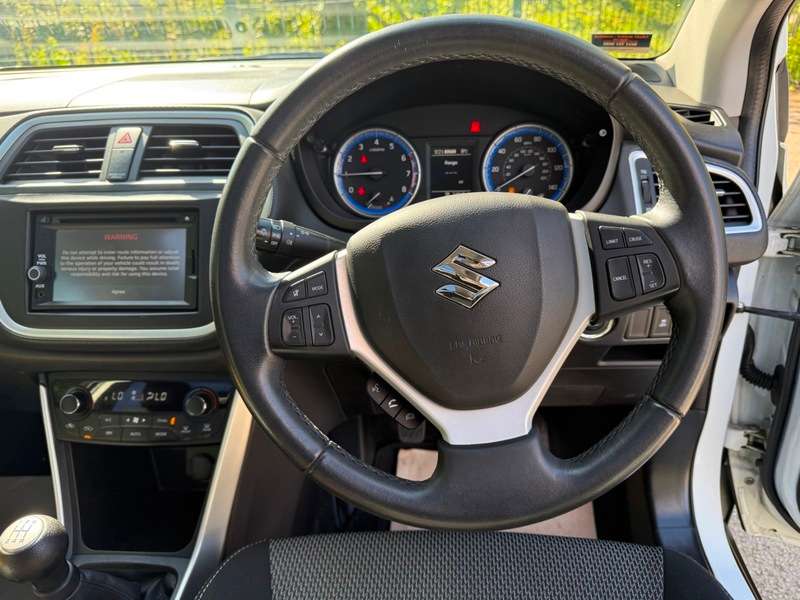 2015 SUZUKI SX4 2015 SUZUKI SX4