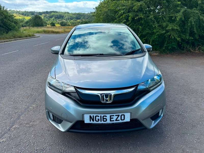 A 2016 HONDA JAZZ I-VTEC SE A 2016 HONDA JAZZ I-VTEC SE