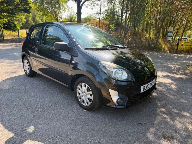 A 2010 RENAULT TWINGO I-MUSIC A 2010 RENAULT TWINGO I-MUSIC