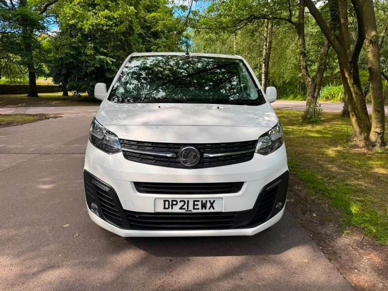 A 2021 VAUXHALL VIVARO L2H1 2900 SPORTIVE S/S A 2021 VAUXHALL VIVARO L2H1 2900 SPORTIVE S/S