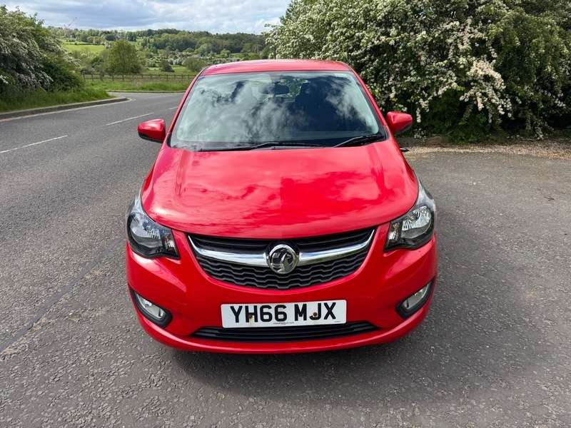 A 2016 VAUXHALL VIVA SE A 2016 VAUXHALL VIVA SE