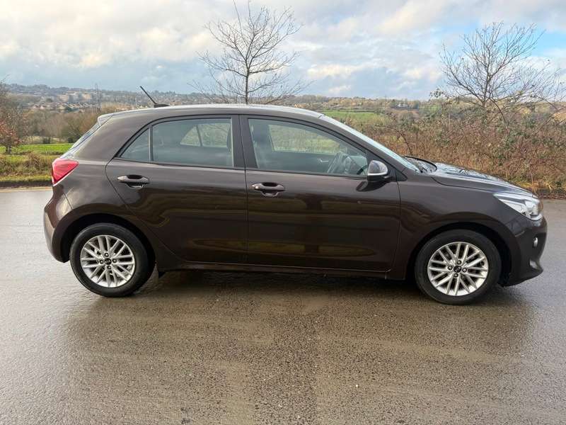 2017 KIA RIO 2017 KIA RIO