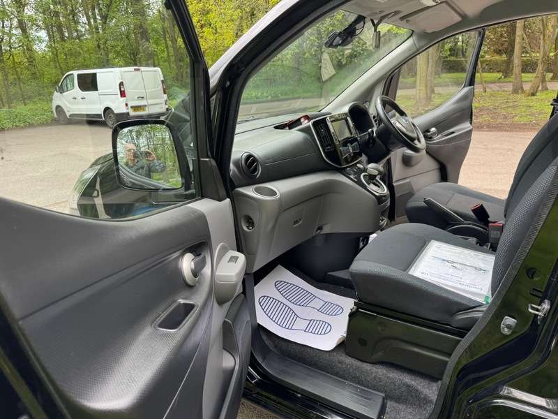 2021 NISSAN NV200 2021 NISSAN NV200