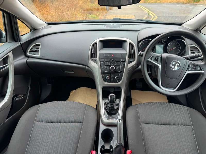 2012 VAUXHALL ASTRA 2012 VAUXHALL ASTRA