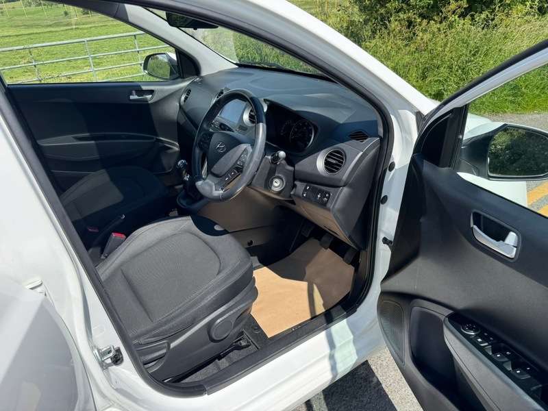 2017 HYUNDAI I10 2017 HYUNDAI I10