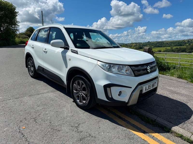 A 2015 SUZUKI VITARA SZ4 A 2015 SUZUKI VITARA SZ4