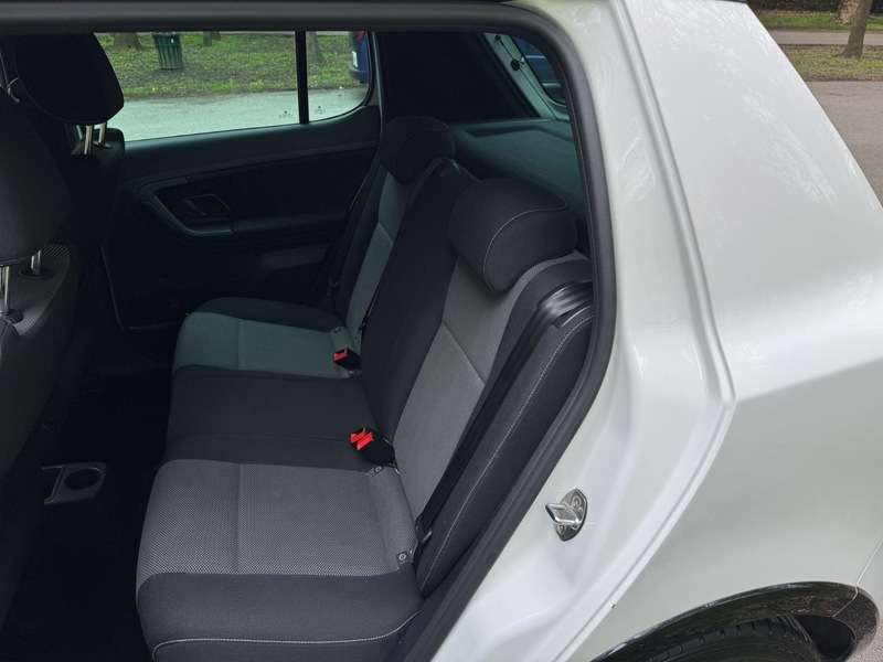 2014 SKODA FABIA 2014 SKODA FABIA