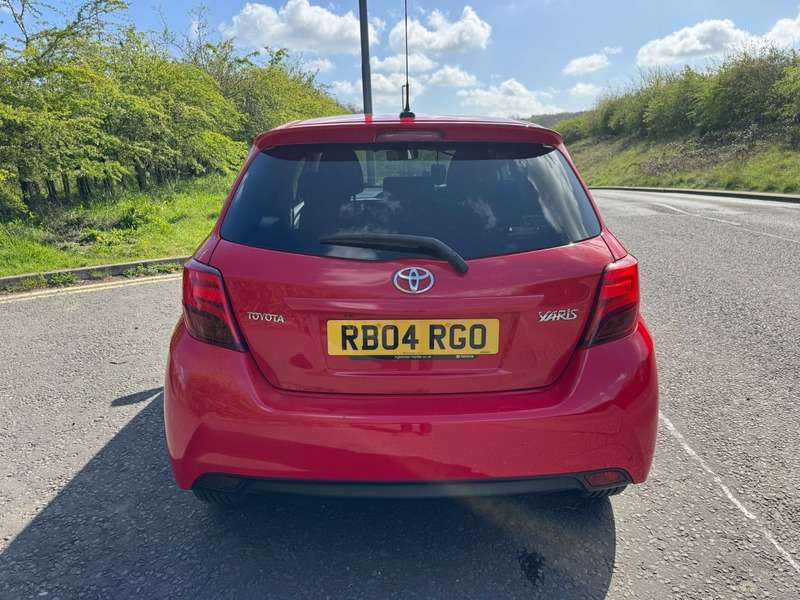 2015 TOYOTA YARIS 2015 TOYOTA YARIS