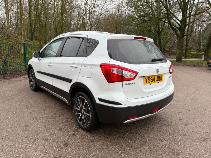 2015 SUZUKI SX4 S-CROSS 2015 SUZUKI SX4 S-CROSS