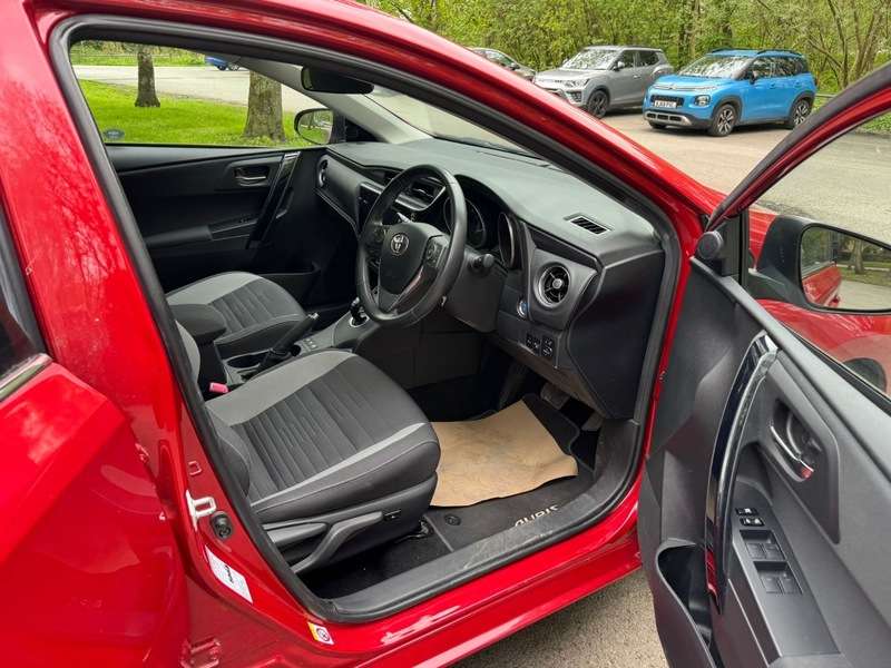 2016 TOYOTA AURIS 2016 TOYOTA AURIS