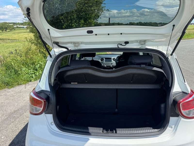 2017 HYUNDAI I10 2017 HYUNDAI I10