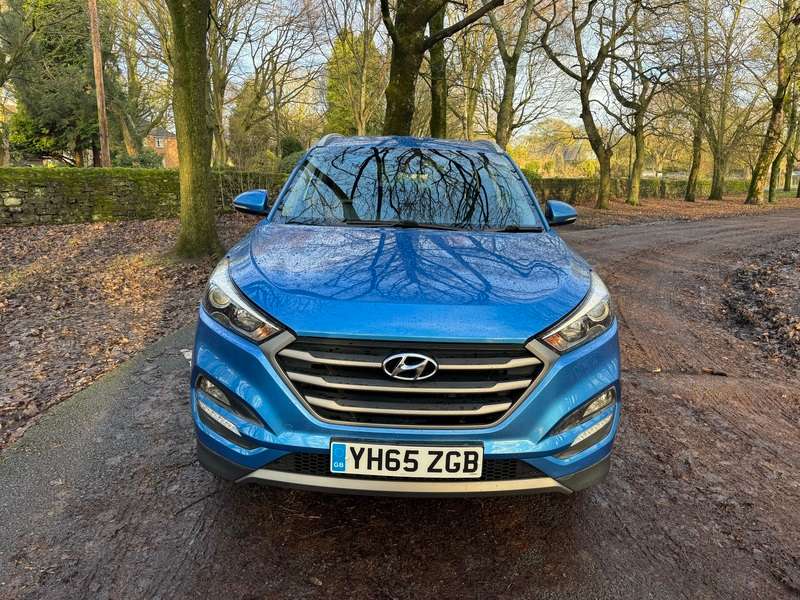 A 2015 HYUNDAI TUCSON GDI SE NAV BLUE DRIVE A 2015 HYUNDAI TUCSON GDI SE NAV BLUE DRIVE