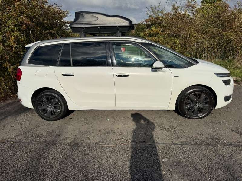 A 2014 CITROEN C4 PICASSO GRAND E-HDI AIRDREAM EXCLUSIVE A 2014 CITROEN C4 PICASSO GRAND E-HDI AIRDREAM EXCLUSIVE