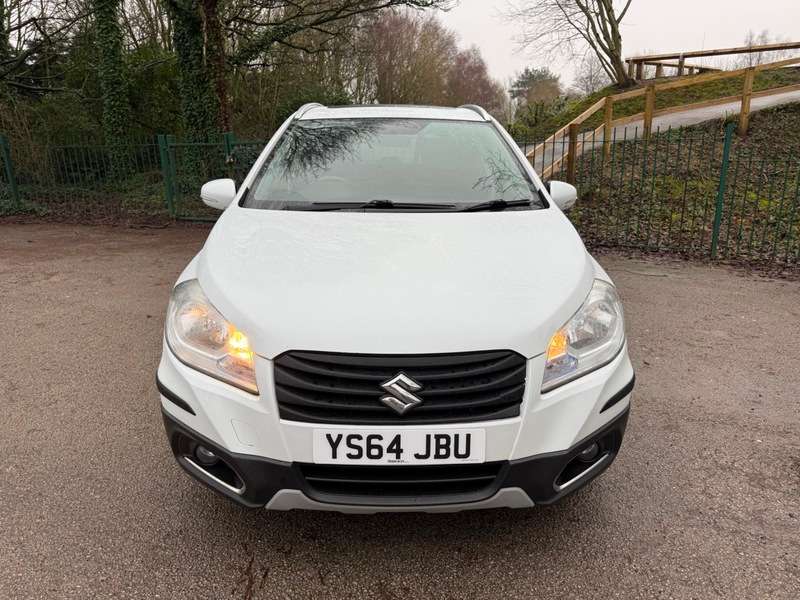 A 2015 SUZUKI SX4 S-CROSS SZ-T ALLGRIP A 2015 SUZUKI SX4 S-CROSS SZ-T ALLGRIP