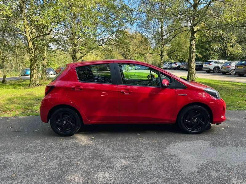 2016 TOYOTA YARIS 2016 TOYOTA YARIS