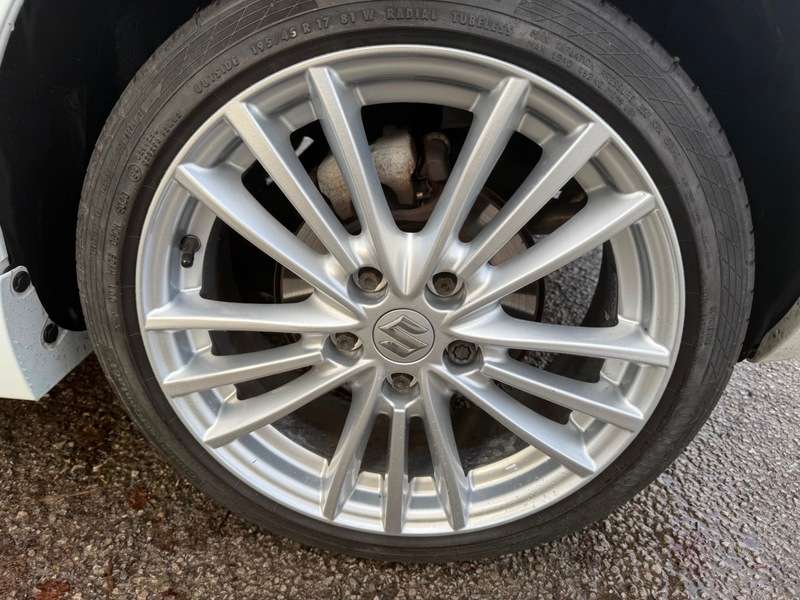 2014 SUZUKI SWIFT 2014 SUZUKI SWIFT