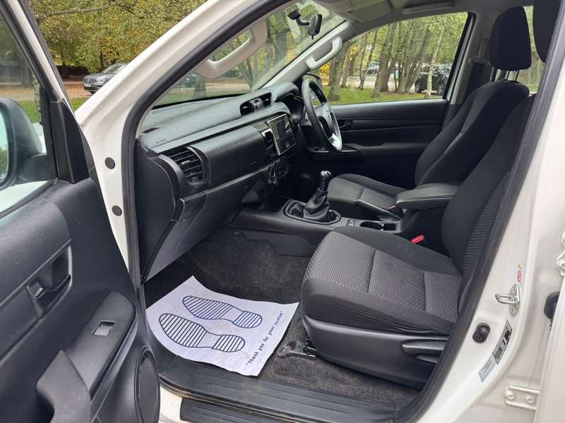 2019 TOYOTA HILUX 2019 TOYOTA HILUX