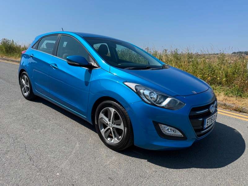 A 2016 HYUNDAI I30 SE NAV BLUE DRIVE A 2016 HYUNDAI I30 SE NAV BLUE DRIVE