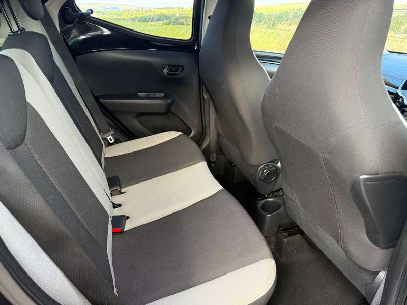 2017 TOYOTA AYGO 2017 TOYOTA AYGO