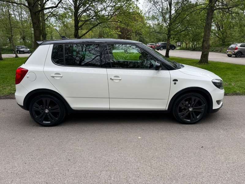 2014 SKODA FABIA 2014 SKODA FABIA