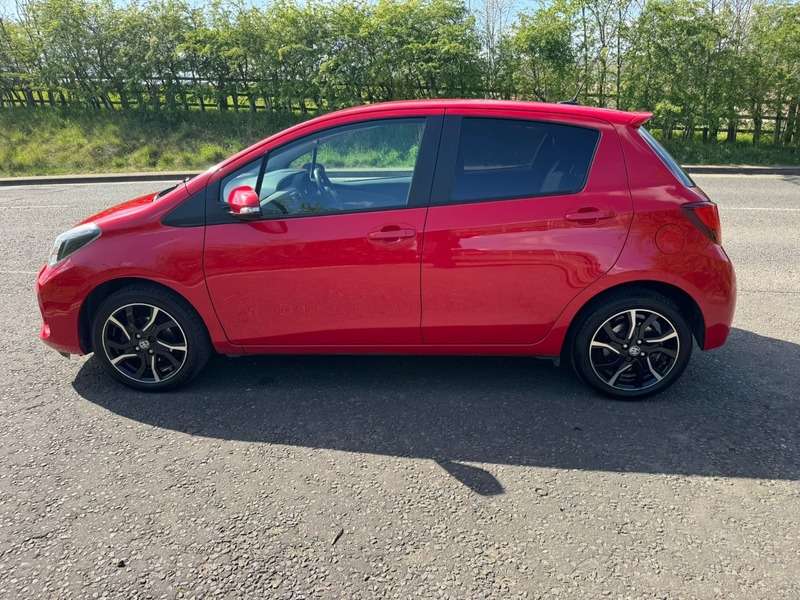 2015 TOYOTA YARIS 2015 TOYOTA YARIS