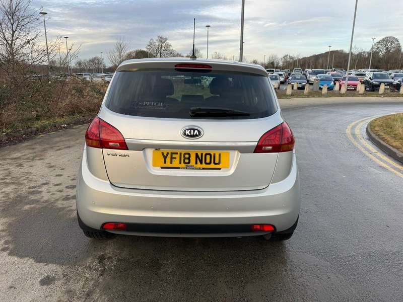 A 2018 KIA VENGA 3 A 2018 KIA VENGA 3