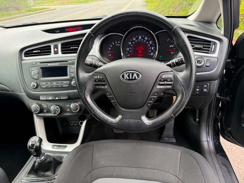 2015 KIA CEED 2015 KIA CEED