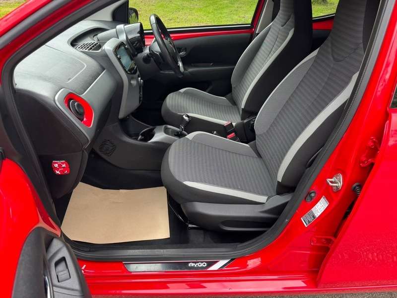 2020 TOYOTA AYGO 2020 TOYOTA AYGO