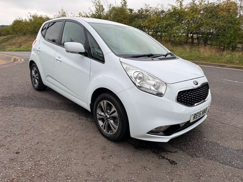 A 2015 KIA VENGA 3 ISG A 2015 KIA VENGA 3 ISG
