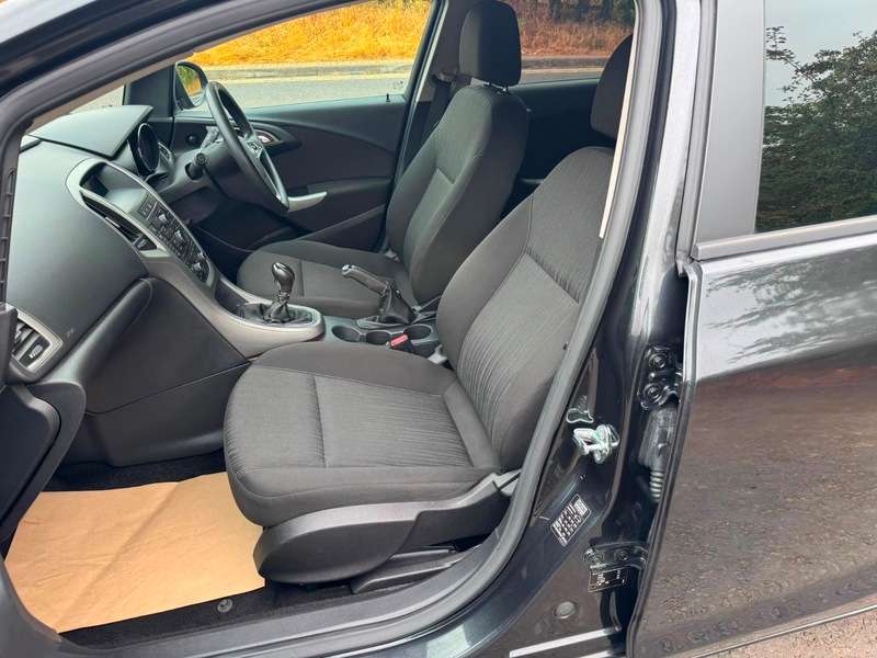 2012 VAUXHALL ASTRA 2012 VAUXHALL ASTRA